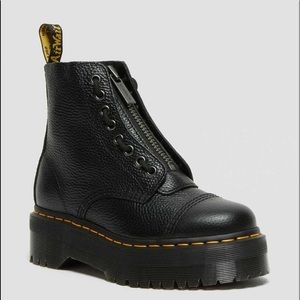 Dr. Marten Sinclair Leather Platform Boot